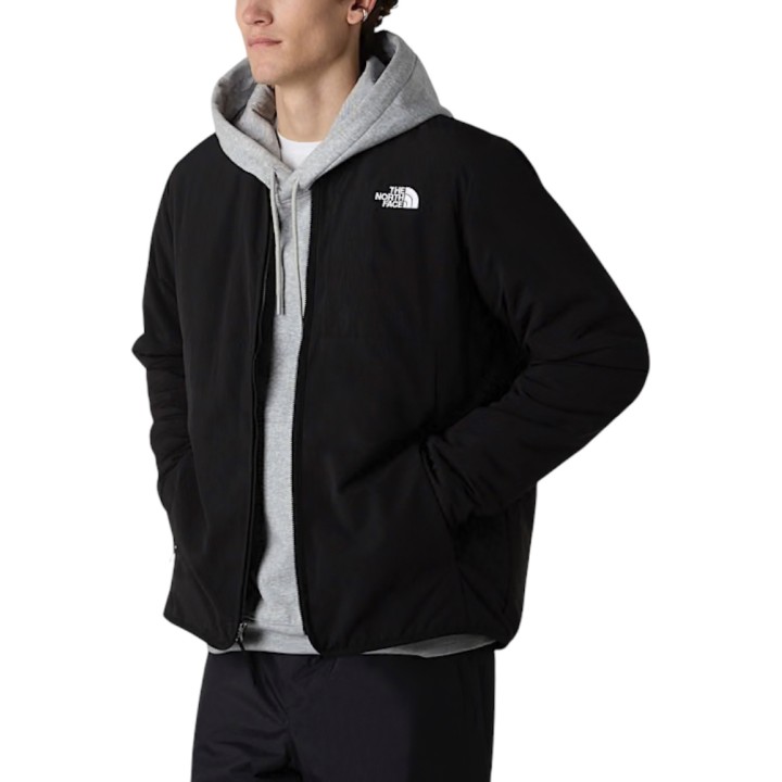 The North Face chaqueta negra de hombre M Ilti Liner Jacket vista de tres cuartos