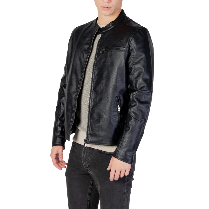 Chaqueta YOS 002 TOTTENAM negra para hombre vista de tres cuartos