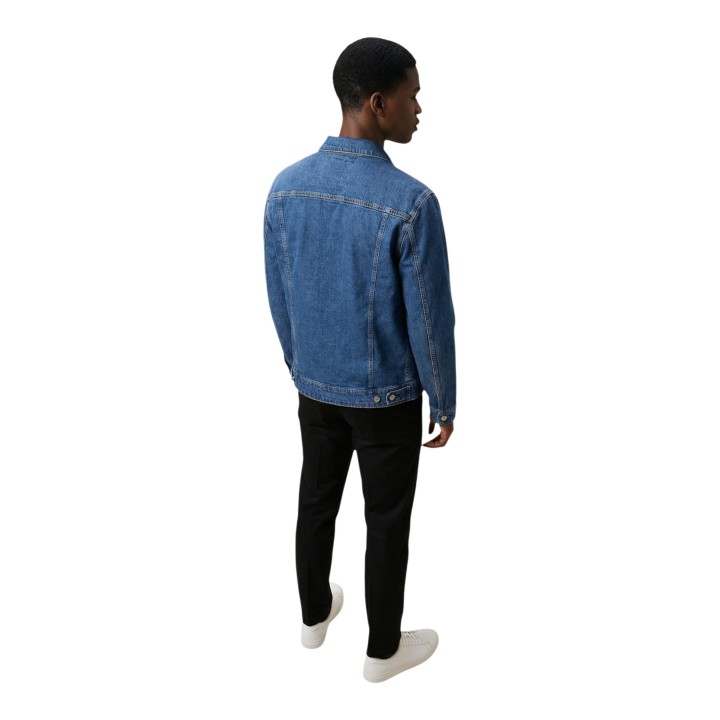 Chaqueta vaquera Replay para hombre en azul vista posterior tres cuartos