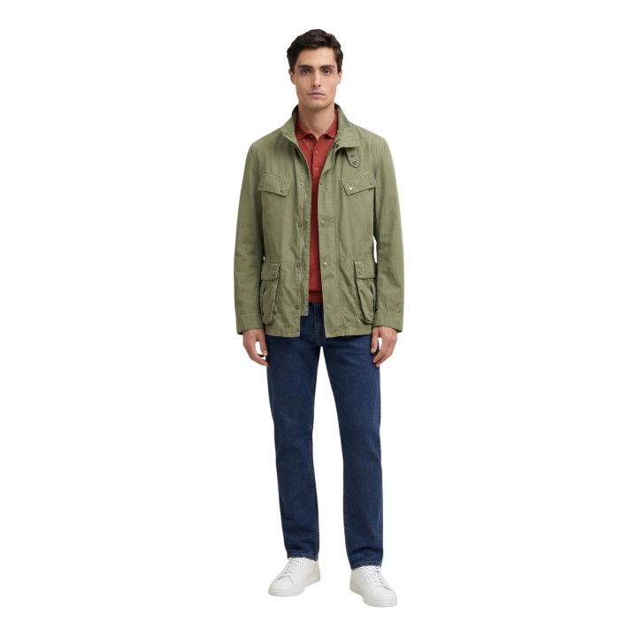 Barbour chaqueta de hombre verde oliva MCA1100 vista tres cuartos