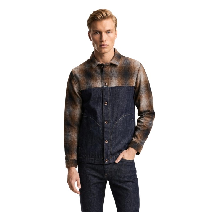 Chaqueta Replay de hombre en denim de algodón reciclado azul oscuro vista frontal
