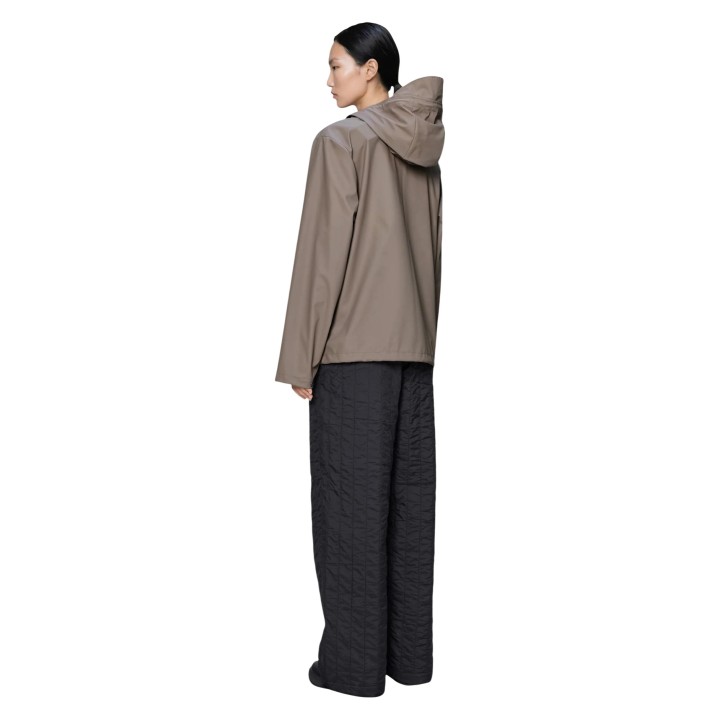 Rains chaqueta taupe para hombre Pocket Jcket W3 UNISEX 12210 vista lateral