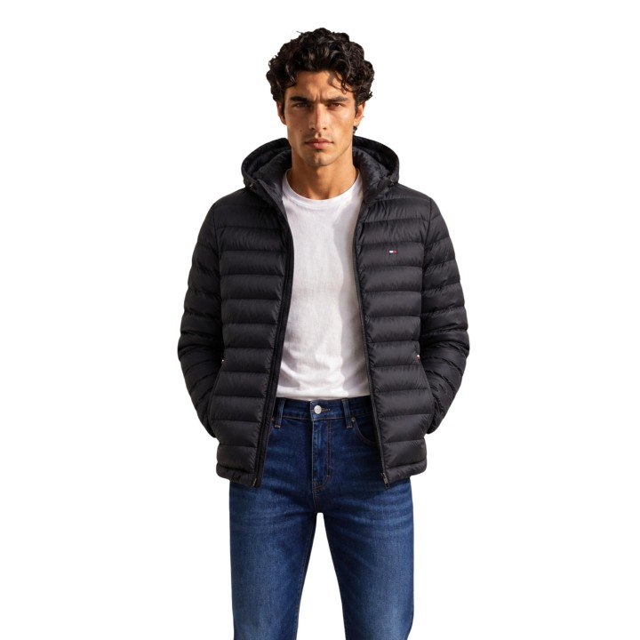Tommy Hilfiger chaqueta acolchada negra de hombre con capucha vista frontal
