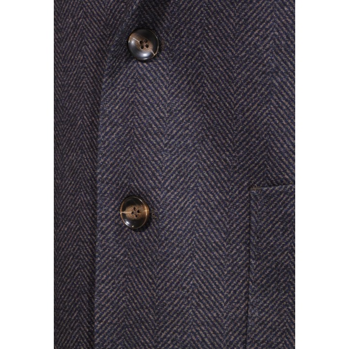 Detalle del tejido marrón y botones del blazer de hombre YOS APAMILCARE271