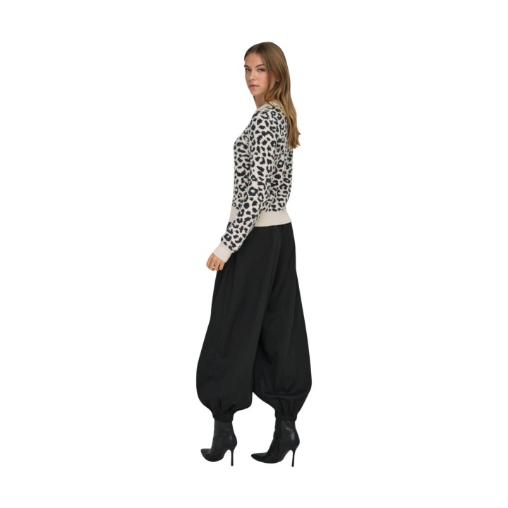 Jersey de mujer Jacqueline de Yong gris claro con estampado animal vista lateral