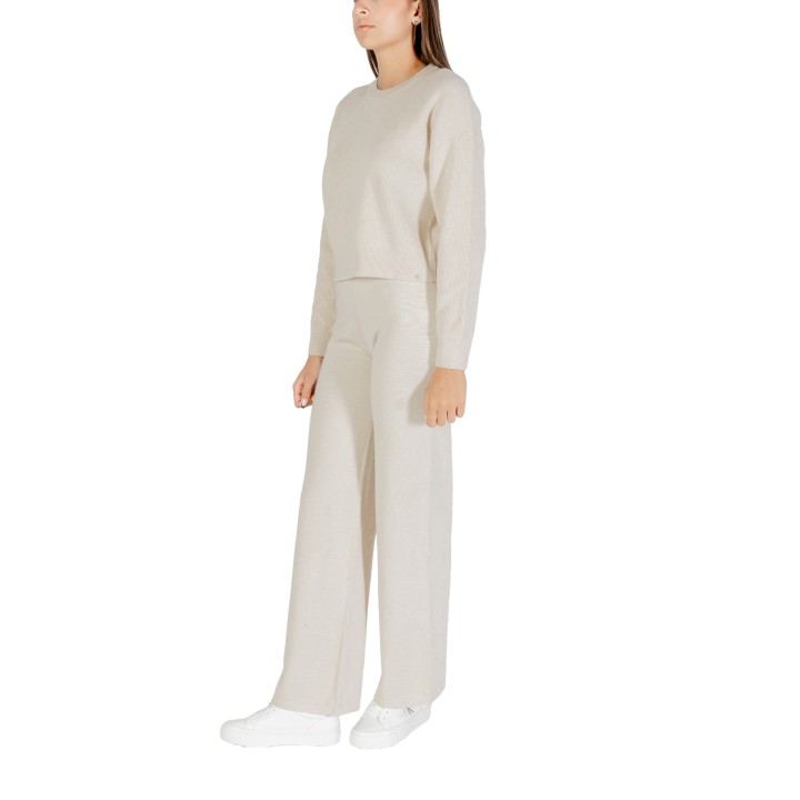 Jersey Choral de mujer color marfil vista tres cuartos