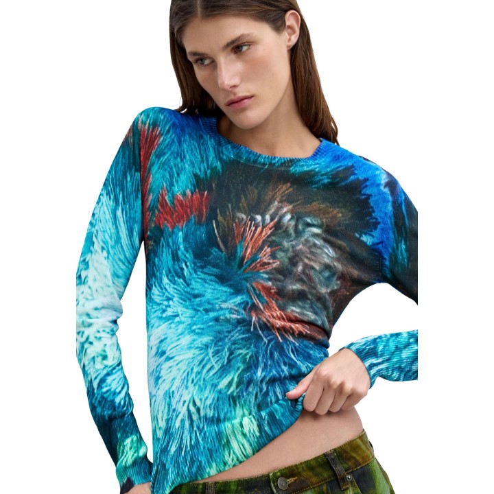 Detalle frontal del jersey Desigual de mujer azul 26WWJF02