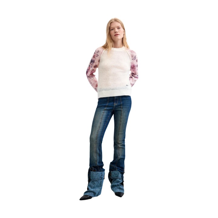 Desigual jersey de mujer blanco con mangas florales vista frontal de cuerpo entero