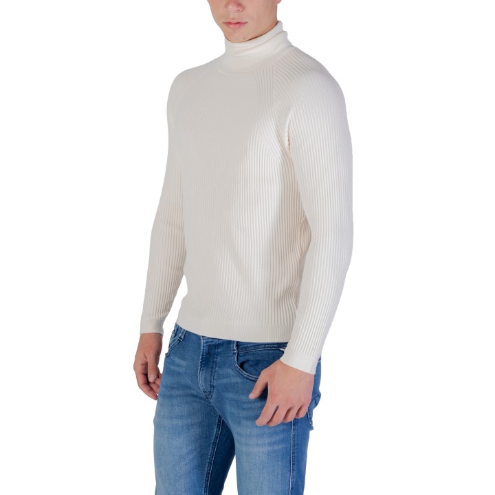 Jersey de cuello alto Antony Morato para hombre en color sour cream de viscosa elástica vista de tres cuartos