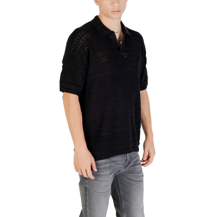 Only & Sons jersey polo de hombre negro de punto crochet vista de tres cuartos