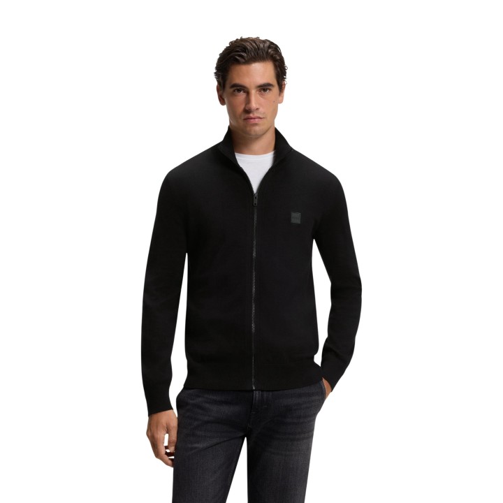 Cárdigan Boss de hombre negro vista frontal con cremallera y cuello alto