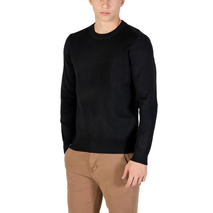 Jersey YOS 4052225 negro de hombre vista de tres cuartos
