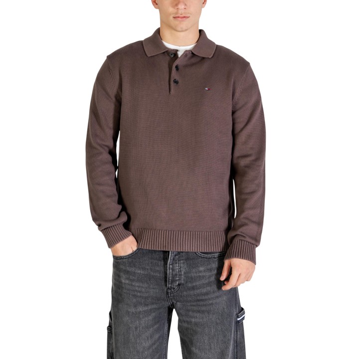 Jersey Tommy Hilfiger Jeans para hombre en color chocolate vista frontal