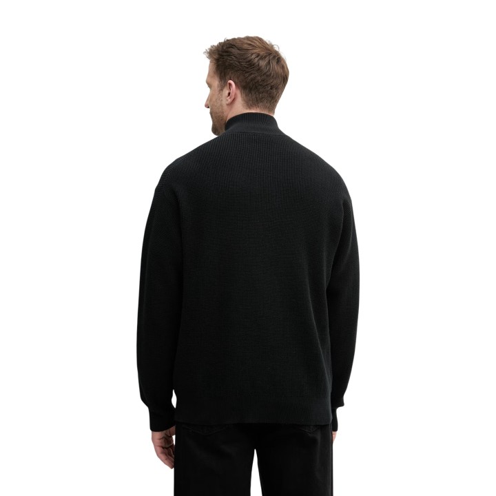 Jersey negro de hombre Calvin Klein Jeans LV04RE308G en vista posterior