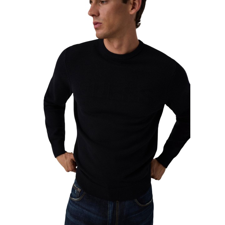 Detalle frontal del jersey negro de hombre Guess Noburo M6BR16 Z1364