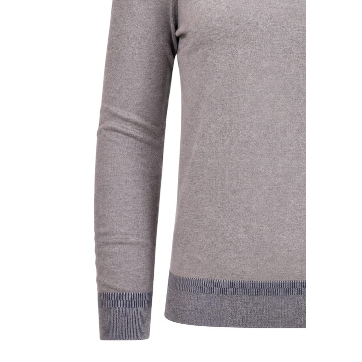Detalle del jersey de hombre YOS beige y azul con puño y bajo de canalé