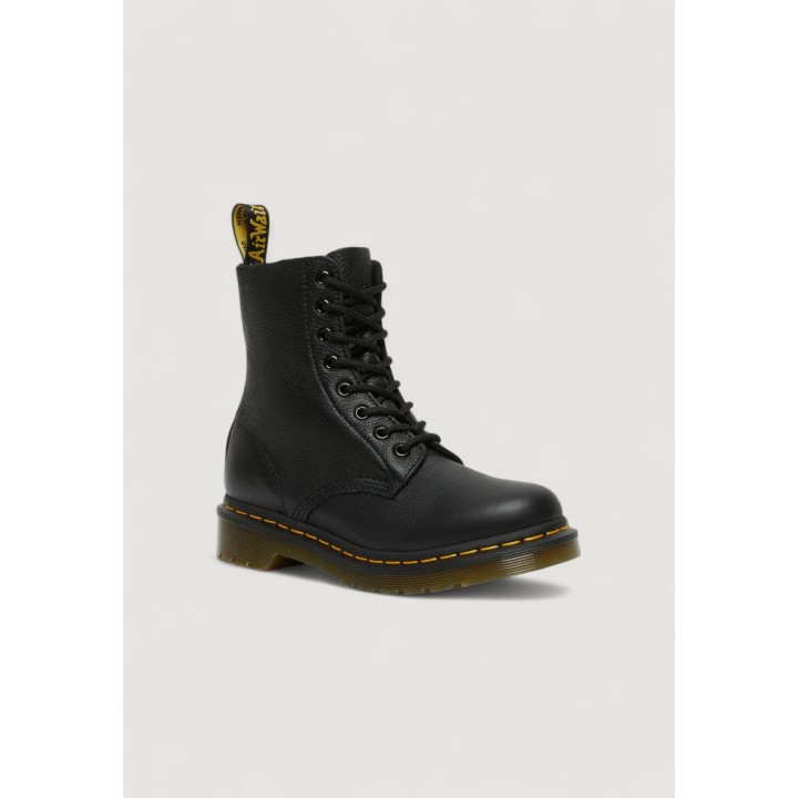Dr. Martens 1460 Pascal botas de mujer negras de piel vista de tres cuartos