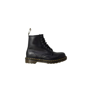 Bota Dr. Martens 1460 Nappa negra de mujer vista lateral