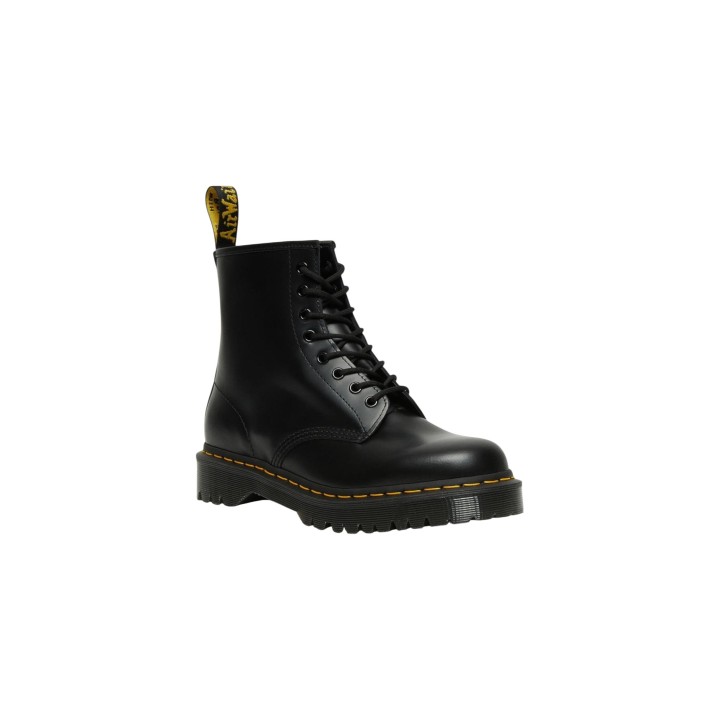 Dr. Martens 1460 BEX botas de mujer negras vista tres cuartos