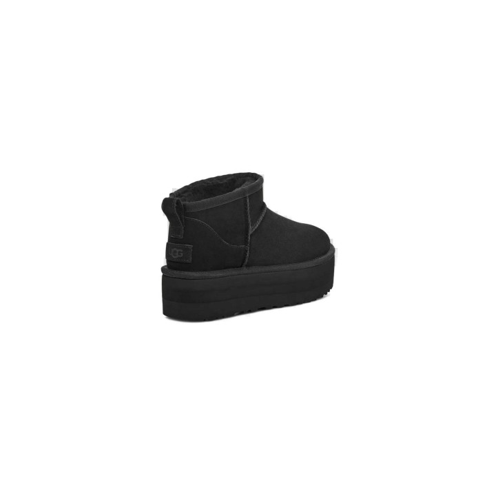 UGG Classic Ultra Mini Platform 1135092 botín de mujer negro de ante vista posterior tres cuartos