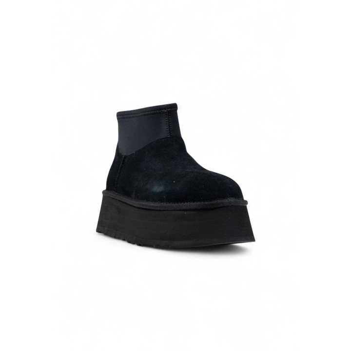 UGG Classic Mini Dipper 1168170 para mujer en ante negro vista tres cuartos