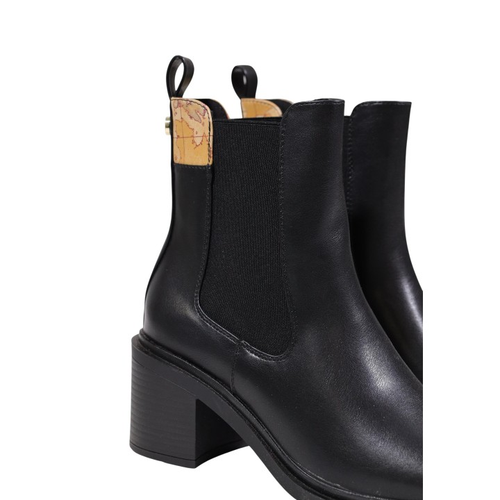 Detalle del botín de mujer negro Alviero Martini Prima Classe Z 1258 300B