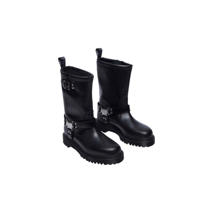 Dr. Martens Anistone Hi Wanama 32199001 botas de mujer negras vista frontal tres cuartos