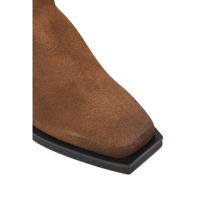 Detalle de la puntera del botín de mujer Tommy Hilfiger Jeans beige