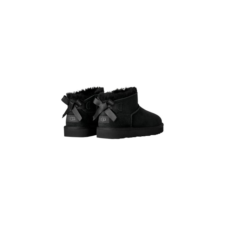 UGG Ultra Mini Bailey Bow 1185491 botines de mujer negros vista posterior tres cuartos