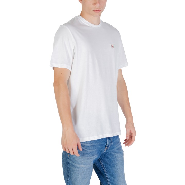 Calvin Klein Jeans camiseta de hombre blanca SS Badge 30s Jersey vista tres cuartos