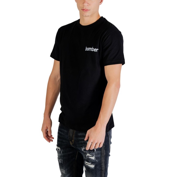 The Bomber camiseta negra de hombre con logo vista de tres cuartos