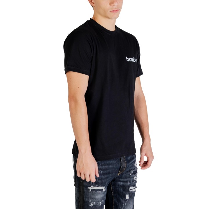The Bomber camiseta negra de hombre con logo vista de tres cuartos