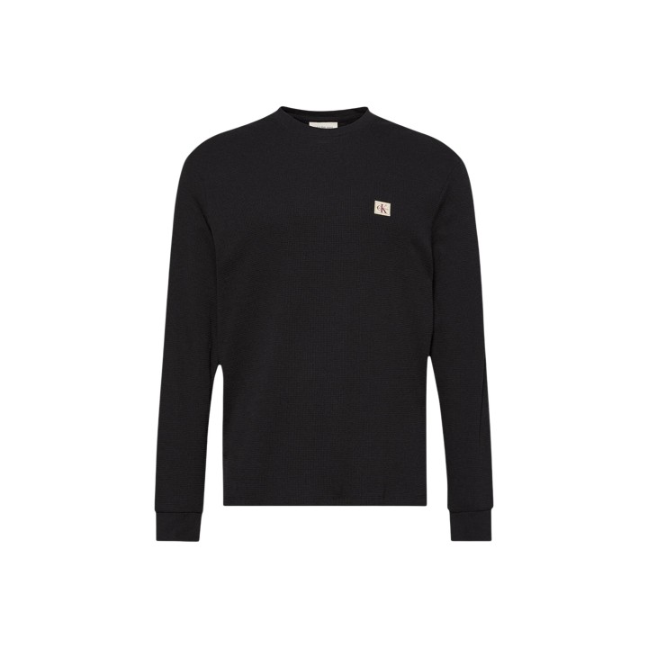 Calvin Klein Jeans camiseta de hombre negra de tejido waffle vista frontal