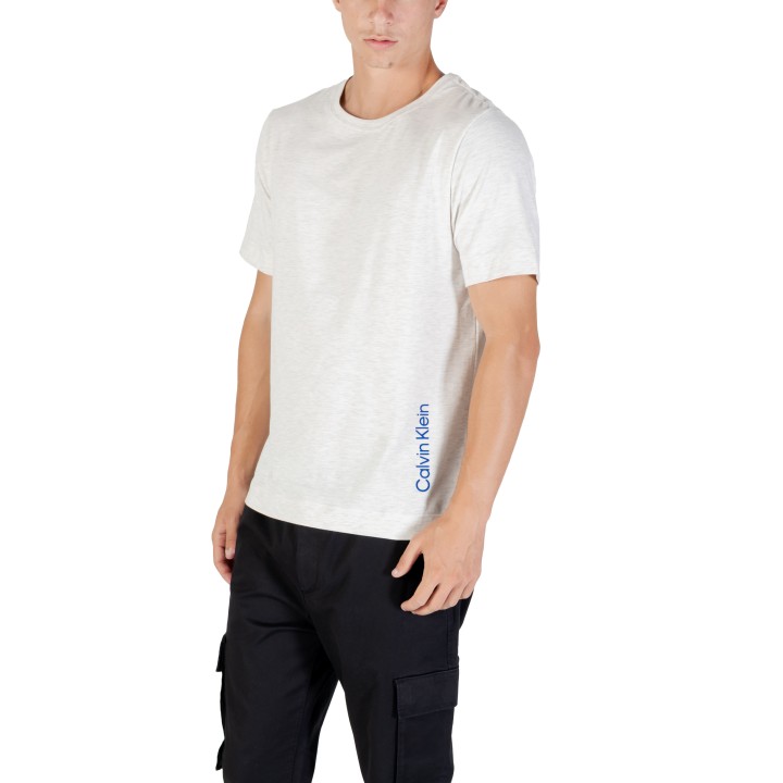 Camiseta de hombre Calvin Klein Sport SS TEE LVGMF5K106 gris claro vista de tres cuartos