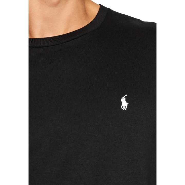 Detalle de camiseta Ralph Lauren de hombre negra con logo blanco 714844759001