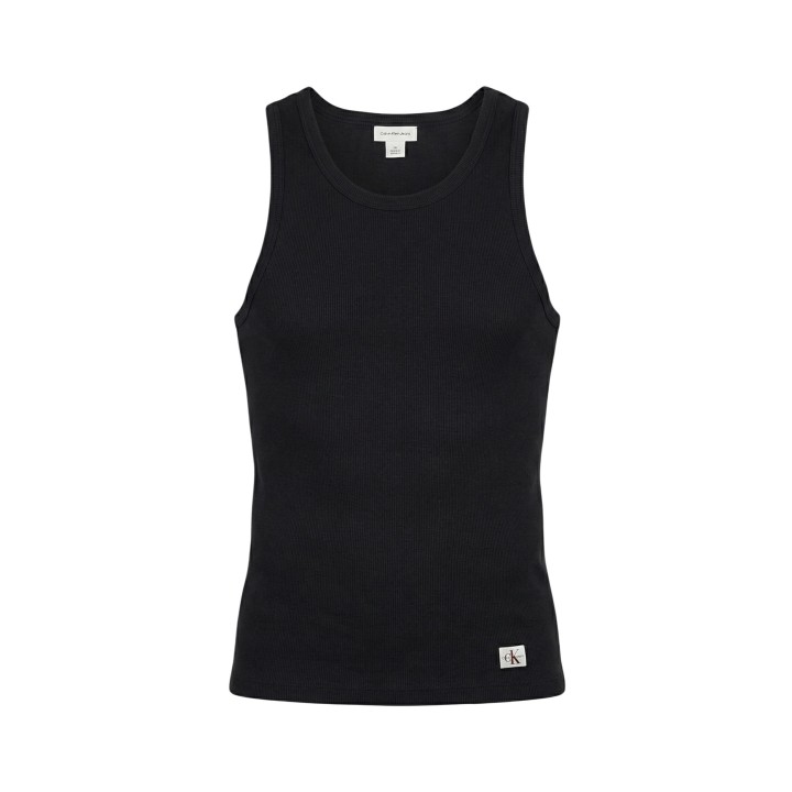 Detalle de camiseta negra Calvin Klein Jeans para hombre LV04RF272G