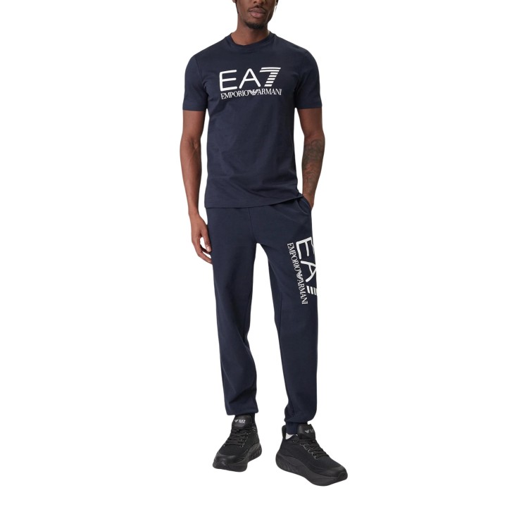 Camiseta EA7 de hombre azul oscuro vista frontal de cuerpo entero