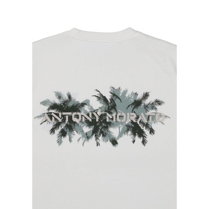 Detalle posterior de camiseta Antony Morato de hombre color crema con estampado
