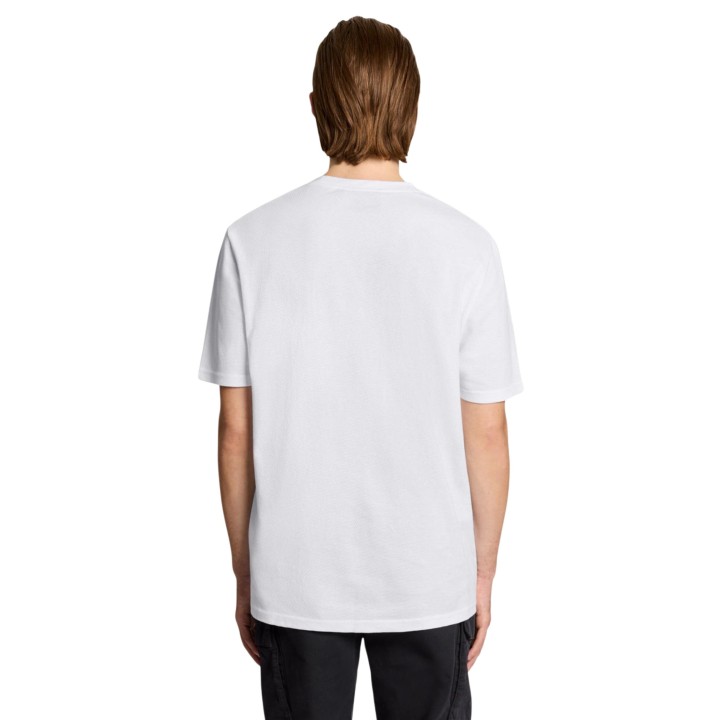 Lyle & Scott camiseta de hombre blanca de jacquard modelo TS2406V vista posterior