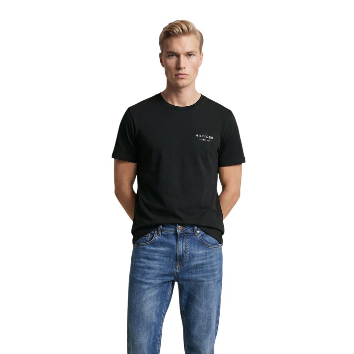 Camiseta negra de hombre Tommy Hilfiger Jeans vista frontal