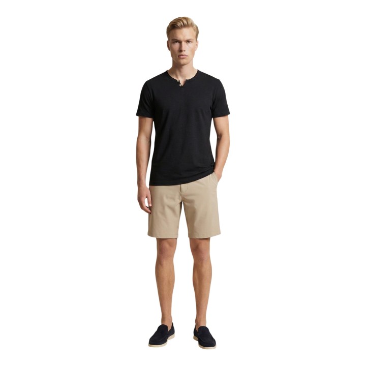 YOS camiseta negra de hombre LVE6TS003028U en vista frontal completa