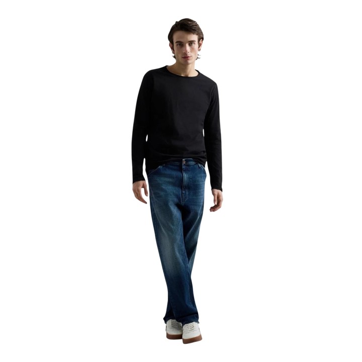 Replay camiseta de hombre negra Basic Jersey 30/1 M3592A.000.2660 vista tres cuartos