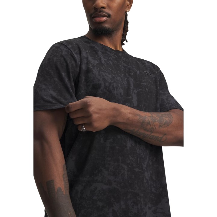 Under Armour camiseta de hombre negra UA M Icon SS Novelty detalle frontal