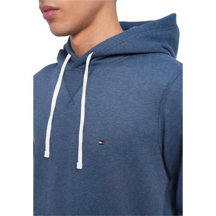 Detalle de sudadera azul Tommy Hilfiger para hombre MW0MW39997