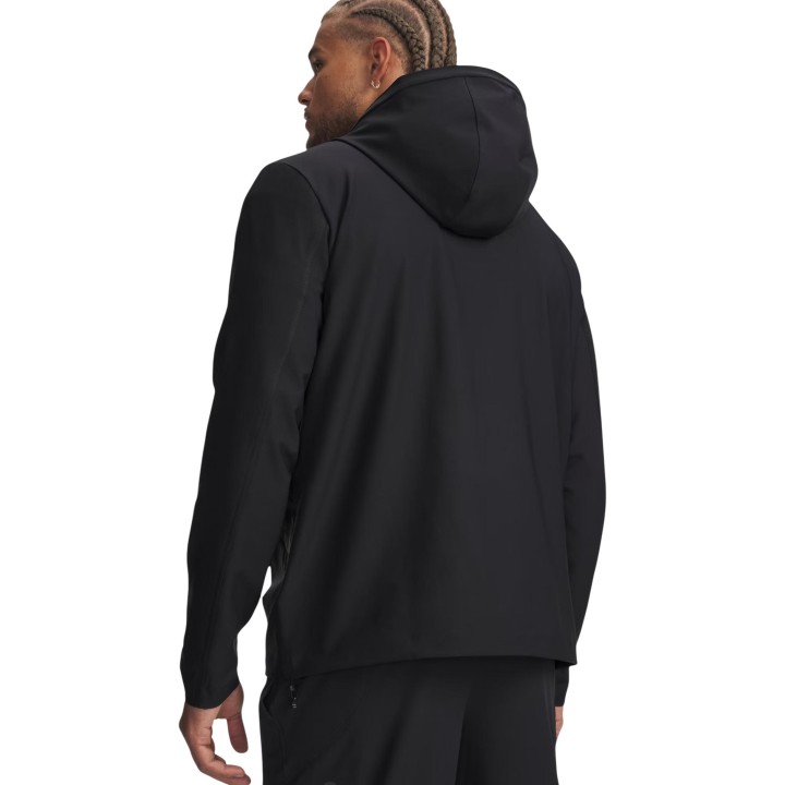 Under Armour sudadera de hombre negra UA Unstoppable Woven 6014621 en vista posterior