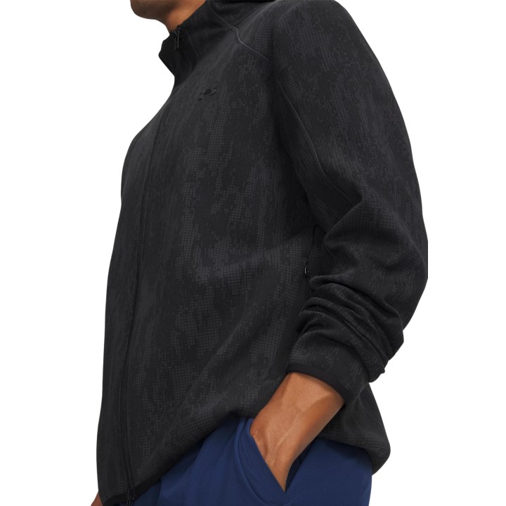 Detalle lateral de sudadera Under Armour UA Unstoppable FLC FZ negra de hombre