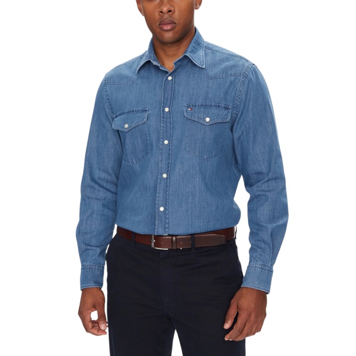 Tommy Hilfiger camisa vaquera azul claro de hombre MW0MW39429 vista frontal