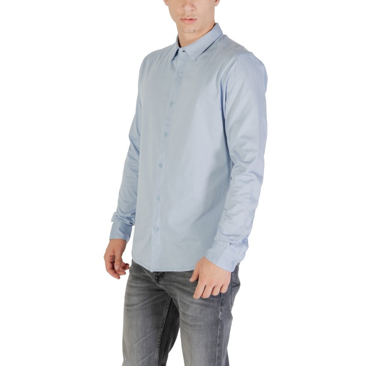 Camisa Only & Sons de hombre azul claro vista de tres cuartos