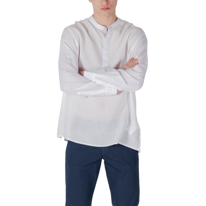 Antony Morato camisa blanca de hombre Kilis Relaxed Fit vista frontal