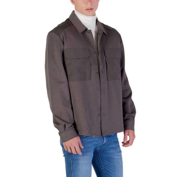 Antony Morato camisa de hombre verde oscuro regular fit vista de tres cuartos